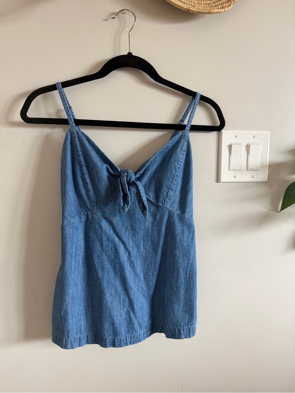 Old Navy 100% Cotton Denim Tie-Front Cami Tank Top in Medium Blue